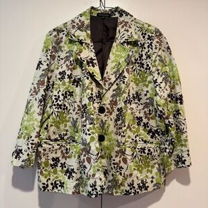 Women’s Size XL Two Button Blazer in Brown/Green Foliage, by Notations.